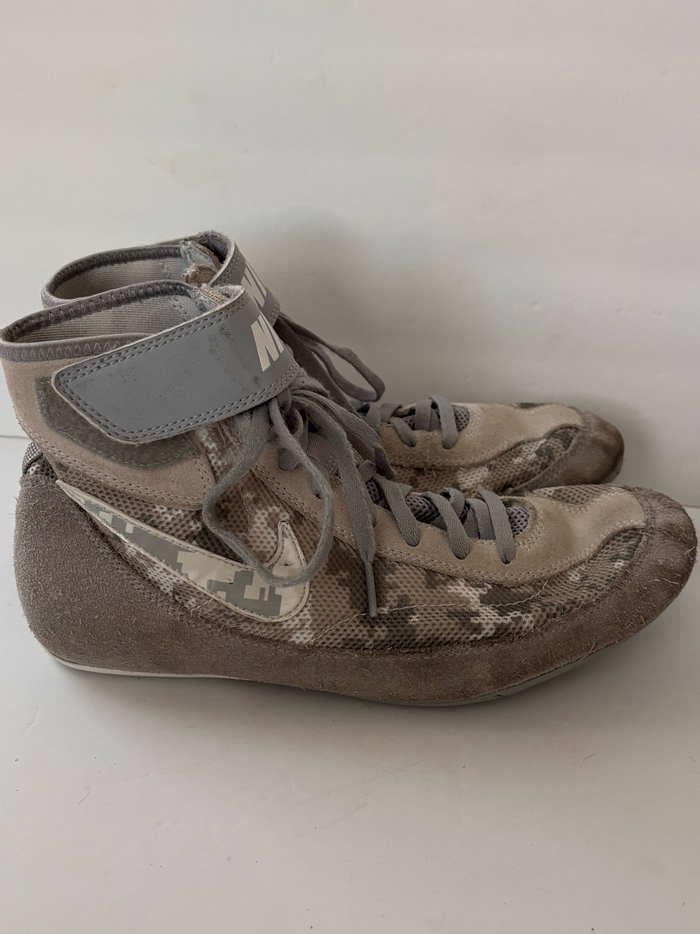 Nike Speed Sweep VII Wrestling Shoes Men’s Sz 8.5 Camo Wolf Grey 366683-003